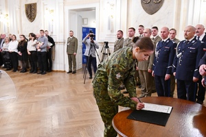 Uroczyste ślubowanie 14 nowych funkcjonariuszy Śląskiego Oddziału Straży Granicznej