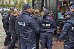  Osoby uczestniczące, funkcjonariusze Policji.