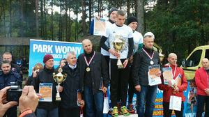 funkcjonariusze ŚlOSG na podium 