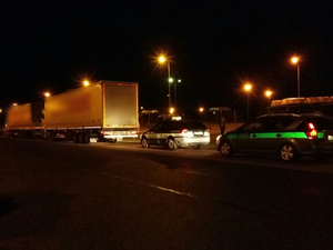 kontrolowane ciężarówki 