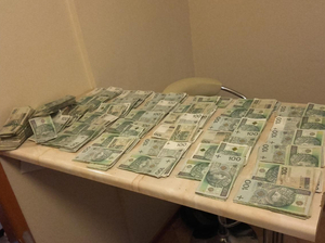 zabezpieczone pieniądze 