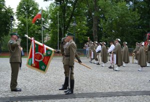 Uroczystości na dziedzińcu Zamku Piastowskiego w Raciborzu 