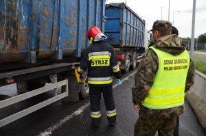 niebezpieczne odpady na autostradzie A1 