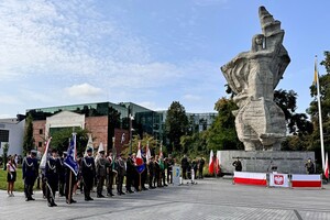 Uroczyste obchody upamiętniające 85. rocznicę wybuchu II wojny światowej Uroczyste obchody upamiętniające 85. rocznicę wybuchu II wojny światowej