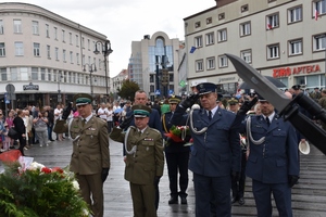 Przedstawicieli służb i instytucji państwowych. Przedstawicieli służb i instytucji państwowych.