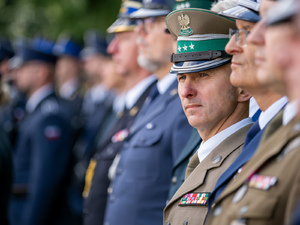  Zbliżenie na Zastępcę Komendanta Śląskiego Oddziału SG, płk SG Adam Kurka.