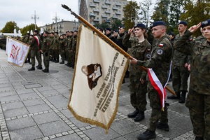  Poczty sztandarowe, uczniowe