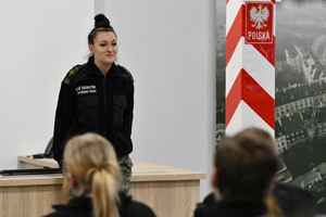  Wizyta uczniów mundurowych  klas maturalnych  XIV Liceum Ogólnokształcącego im. mjr Henryka Sucharskiego z Katowic