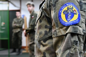  Wizyta uczniów mundurowych  klas maturalnych  XIV Liceum Ogólnokształcącego im. mjr Henryka Sucharskiego z Katowic