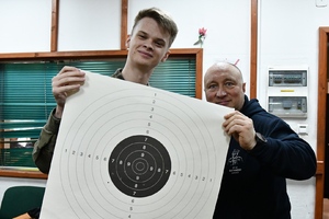  Wizyta uczniów mundurowych  klas maturalnych  XIV Liceum Ogólnokształcącego im. mjr Henryka Sucharskiego z Katowic