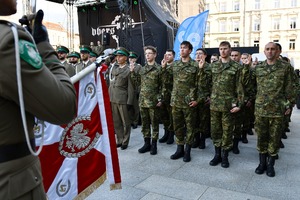 Ślubujący funkcjonariusze