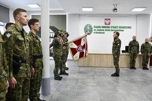  Oddanie honorów na sztandar